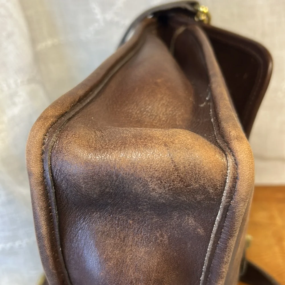 Coach leather vintage high quality satchel pocketbook bag